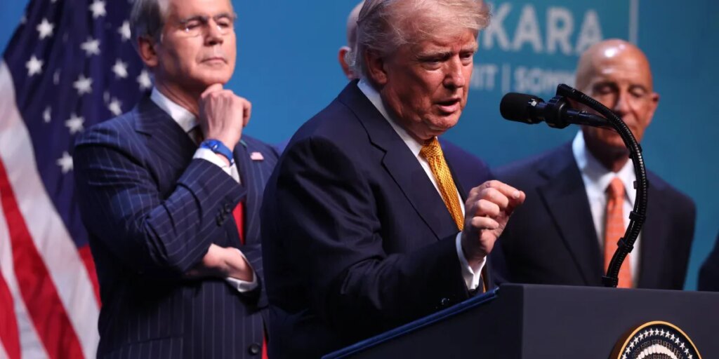 Top economist on Trump’s ‘deadly cocktail’ for the bond market—and how the bond vigilantes have crossed Scott Bessent’s ‘red line’