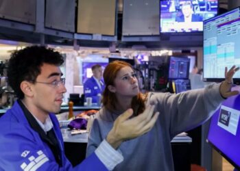 Wall Street’s bulls are starting to admit the earnings bubble is real — and the 60/40 portfolio may be the first casualty