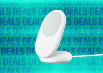 The Google Pixelsnap Charger With Stand Is 50 Percent Off Right Now