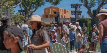 Billionaire bets on luxury mall to restore community after devastating fire