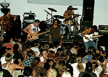 3 Songs That Make You Feel Like a Complete Badass While Committing Minor HOA Violations