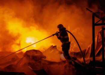 Ukraine fails to stop any missiles overnight, after Zelensky says no interceptors remain