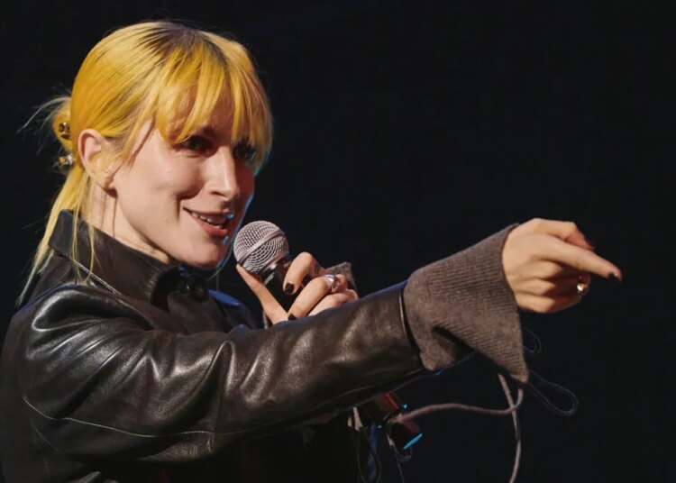 Someone Check on Paramore Fans: Hayley Williams Just Released an EP With New Side Project