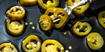 Chipotle, Qdoba remove jalapeños tied to salmonella outbreak that has spread to 27 states