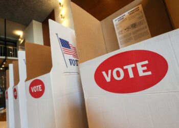 Trump is having trouble changing how Americans vote