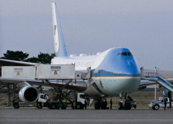 Trump’s plane ruse echoes Clinton’s Pakistan swap, with one key difference