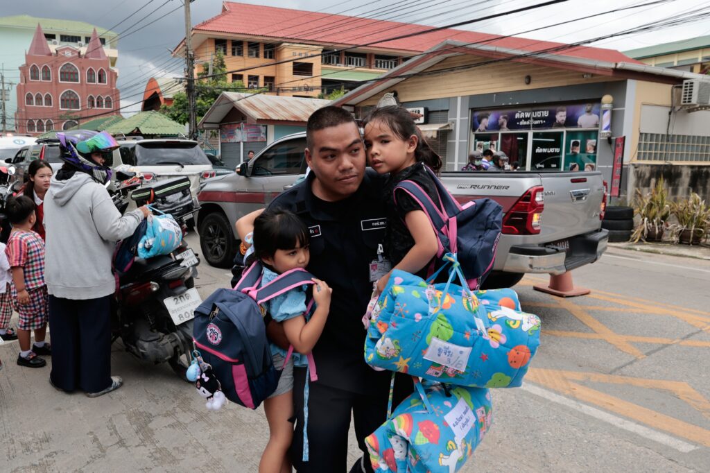 7 killed and more than 20 injured in Thailand school shooting