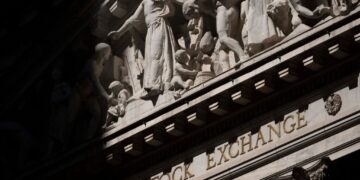 The bond market is sounding an alarm. Here’s what it means.