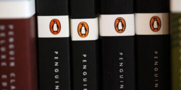 Publisher suspends sales of journalist’s book after plagiarism review