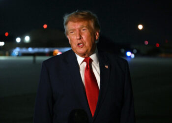 Trump says Secret Service told him to switch planes because of threat