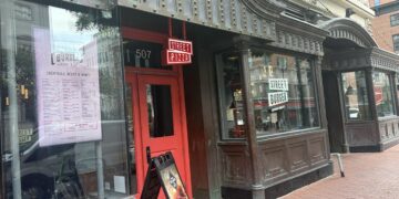 Neighbors say celebrity burger joint is stinking up their D.C. pricey condos