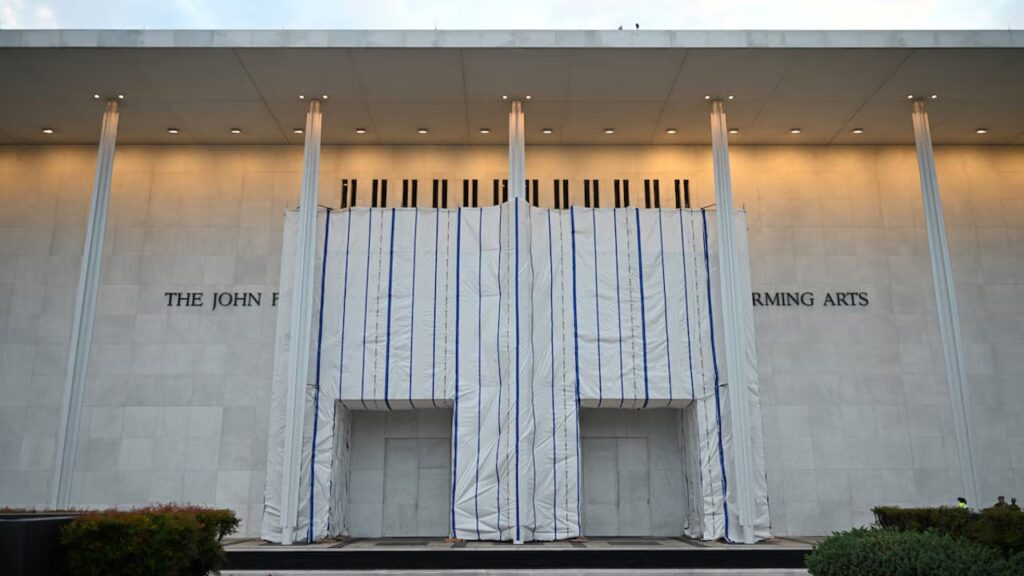 Trump-Led Kennedy Center Board Votes Again to Close Main Building for Renovations