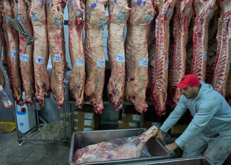 30,000 pounds of beef from Argentina recalled in two states