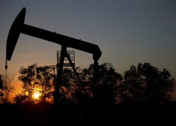 Trump seeks vast, potentially costly U.S. stake in Venezuelan oil industry