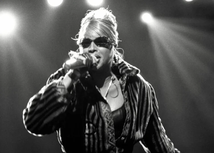A 9x Grammy-Winning R&B Legend Reportedly Signs Multi-Million Dollar Deal to Promote AI Music, but What’s the Truth?