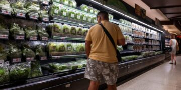8 tips to be mindful, but not paranoid, about healthy eating