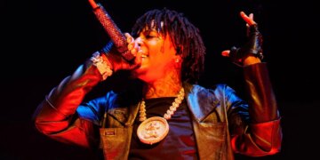 26-Year-Old Rap Superstar Steps Back From Music After Doctors Discover Scary Heart Condition