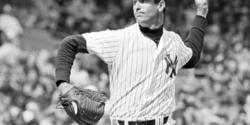 Tommy John, whose elbow surgery transformed baseball, dies at 83