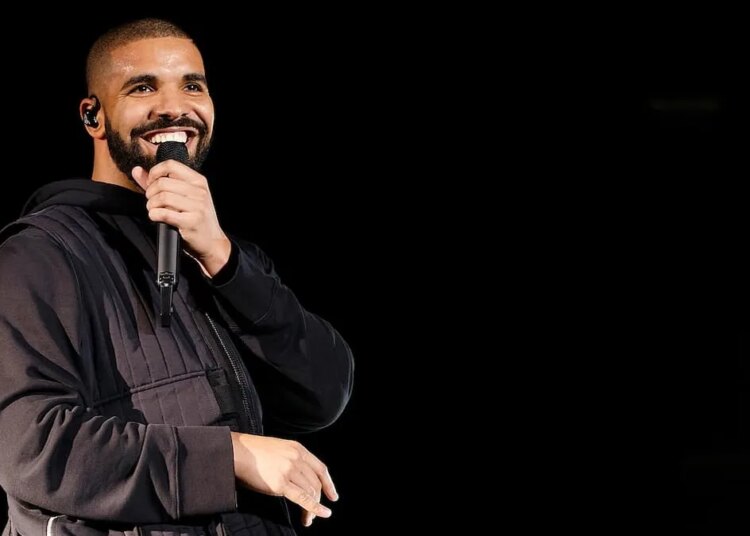 Drake Responds After ‘Goated’ Ella Langly Spotted Vibing Out to His Song With Lil Wayne