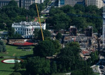 Concerned about Trump’s ballroom project, Senate Democrats seek audit