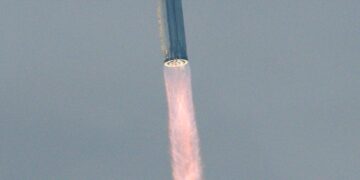 White House space policy directs agencies to send humans to Mars
