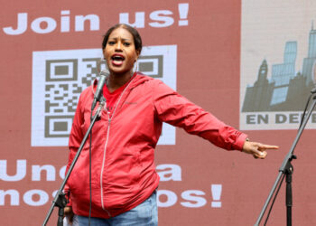 Chicagoans are getting fed up with the city’s teachers union