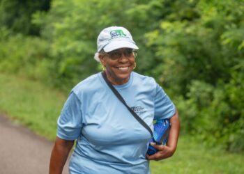 Fast walkers in their 80s have half the risk of cognitive decline