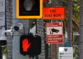 Mayor urges Los Angeles Police Department to end Flock Safety contract