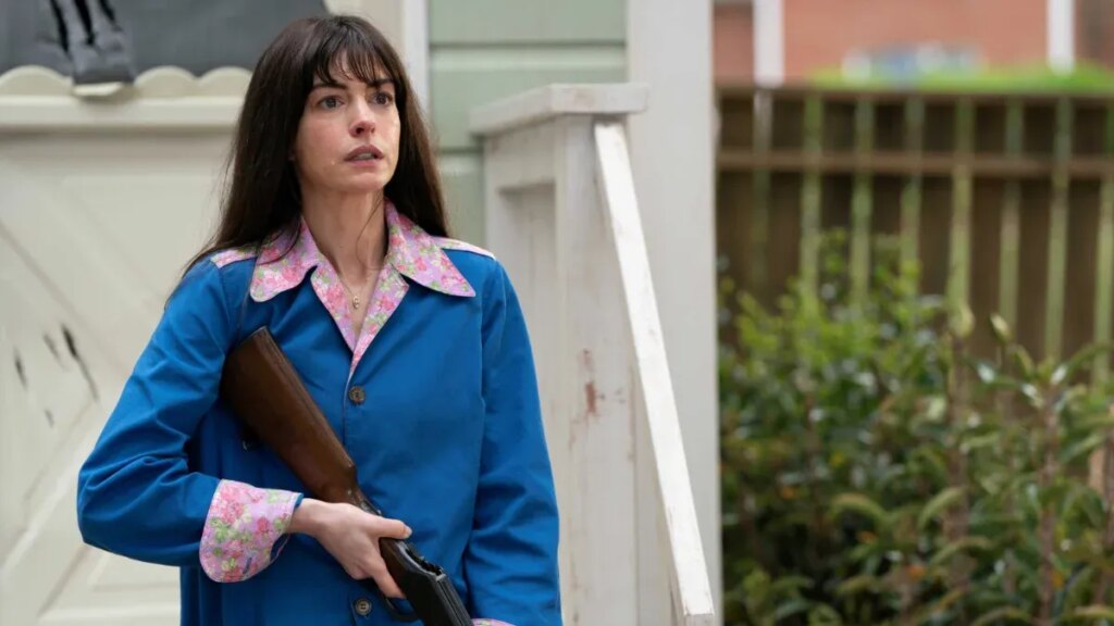 ‘The End of Oak Street’ Review: Don’t Tell Mom the Velociraptors Are Widespread