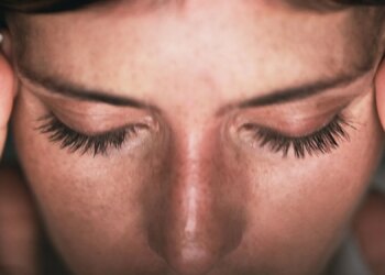 The Scary Reason Some Women Get Sudden Headaches During Sex