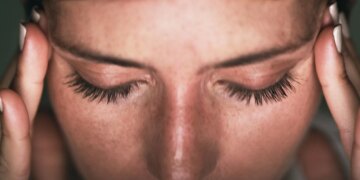 The Scary Reason Some Women Get Sudden Headaches During Sex