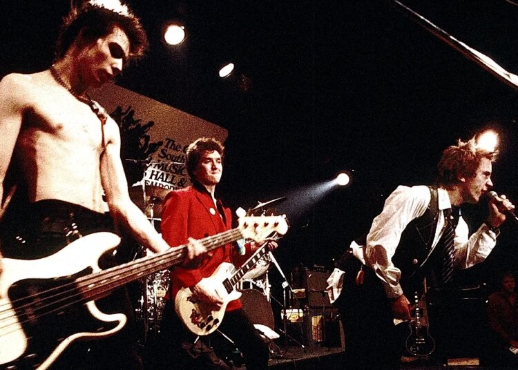 Remember When the Sex Pistols (Literally) Bottled the Smell of Punk Rock and Told Fans to ‘Disregard Aromatic Conventions’