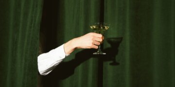 These 2 Tiny States Lead America in Alcohol Consumption. Here’s How They Do It.