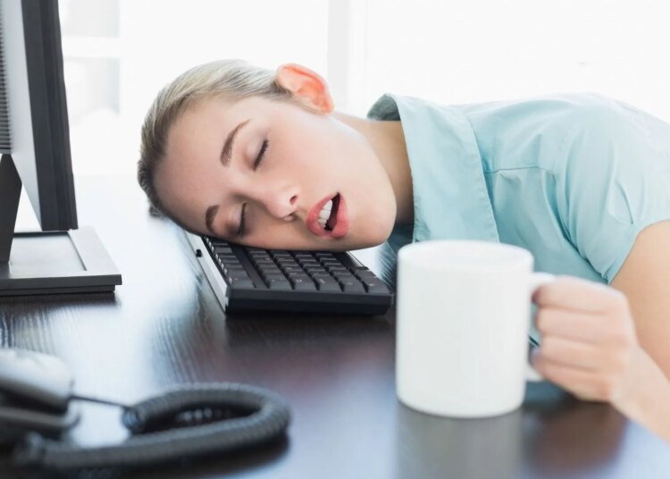 This Is the Exact Time Americans Run Out of Energy During the Workday (and Why It Happens)