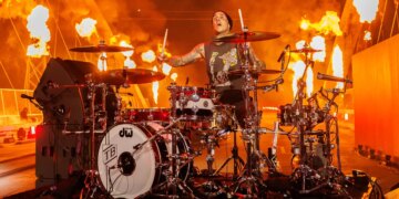 This Pop-Punk Drummer’s 3-Year-Old Daughter Had a ‘Premonition’ Before His Near-Fatal Plane Crash