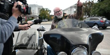 I’m a neurosurgeon. Trust me, motorcycle helmets should not be optional.