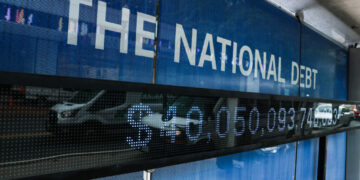 As debt surpasses $40 trillion, the bill for Washington spending comes due