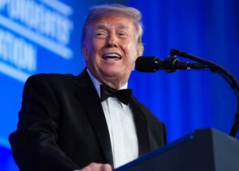 WHCA Meets With Trump Officials After Decoy Flight Raises Press Safety Concerns