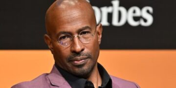 Van Jones Warns Democrats Are Becoming ‘Blockbuster’ as Progressive Candidates Emerge as ‘Netflix’