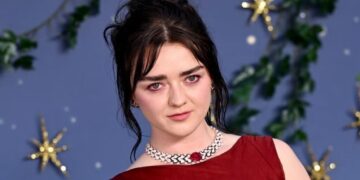 ‘Practical Magic 2’ Star Maisie Williams Admits She Once Paid an Etsy Witch to Help With Her Career