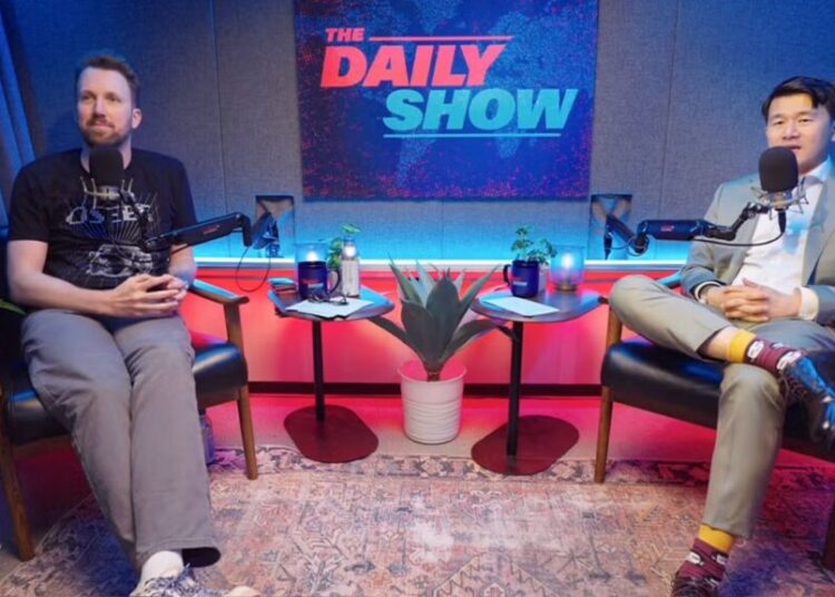 Jordan Klepper, Ronny Chieng Think Satire Is the ‘Responsibility of the American Comedian’