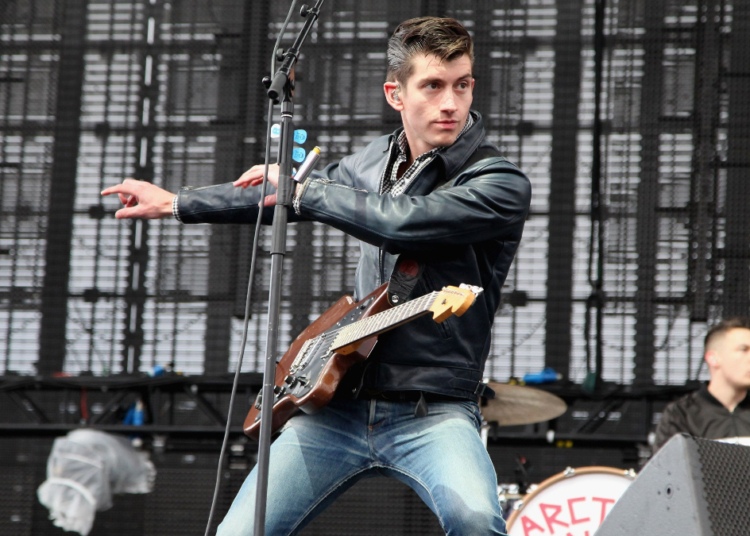 4 Indie Sleaze Rock Songs From the Early 2010s That Defined Millennials’ Aesthetics for Life