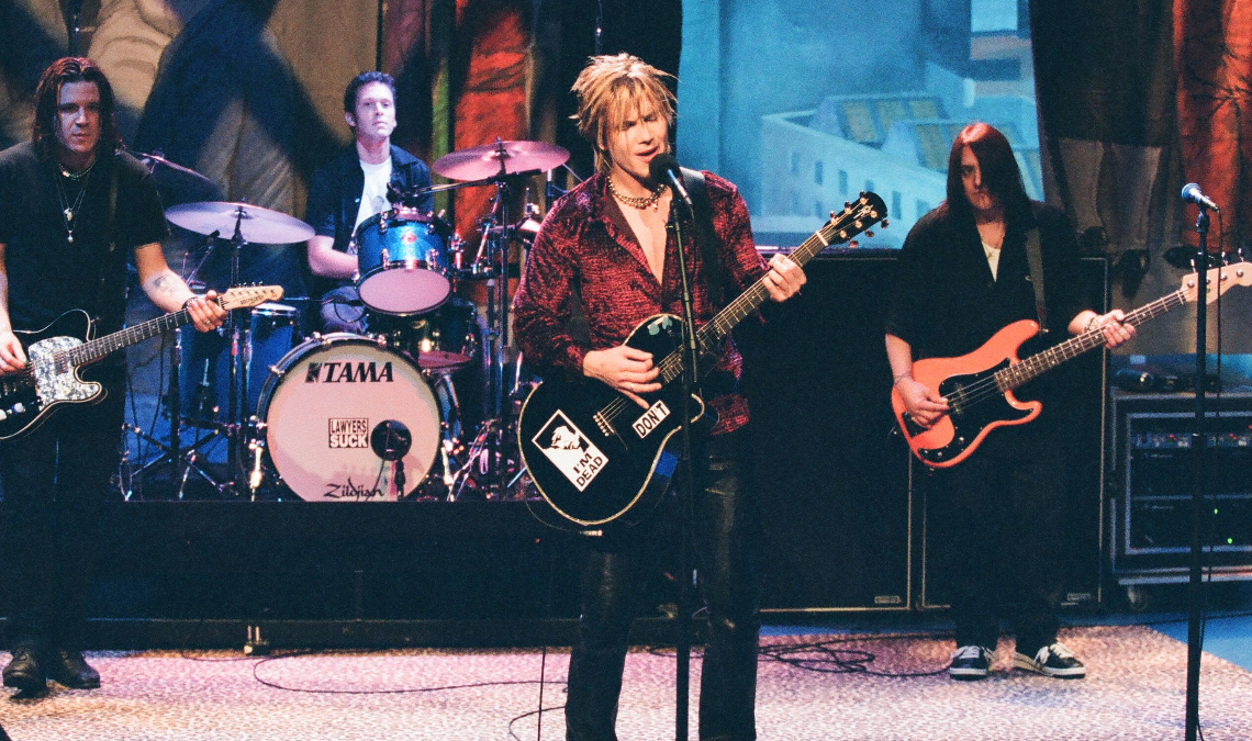 5 Ballads From the 90s That Prove Power Ballads Weren’t Only an 80s Thing