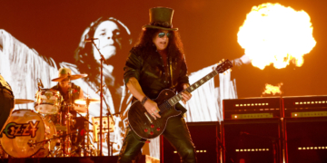 Universal Studios Hollywood Announces New Haunted House Featuring Music by This Iconic 80s Rockstar