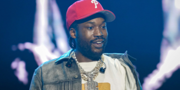 So, What’s the Deal With This Male Karen Trying to Kick Meek Mill off a Hiking Path?