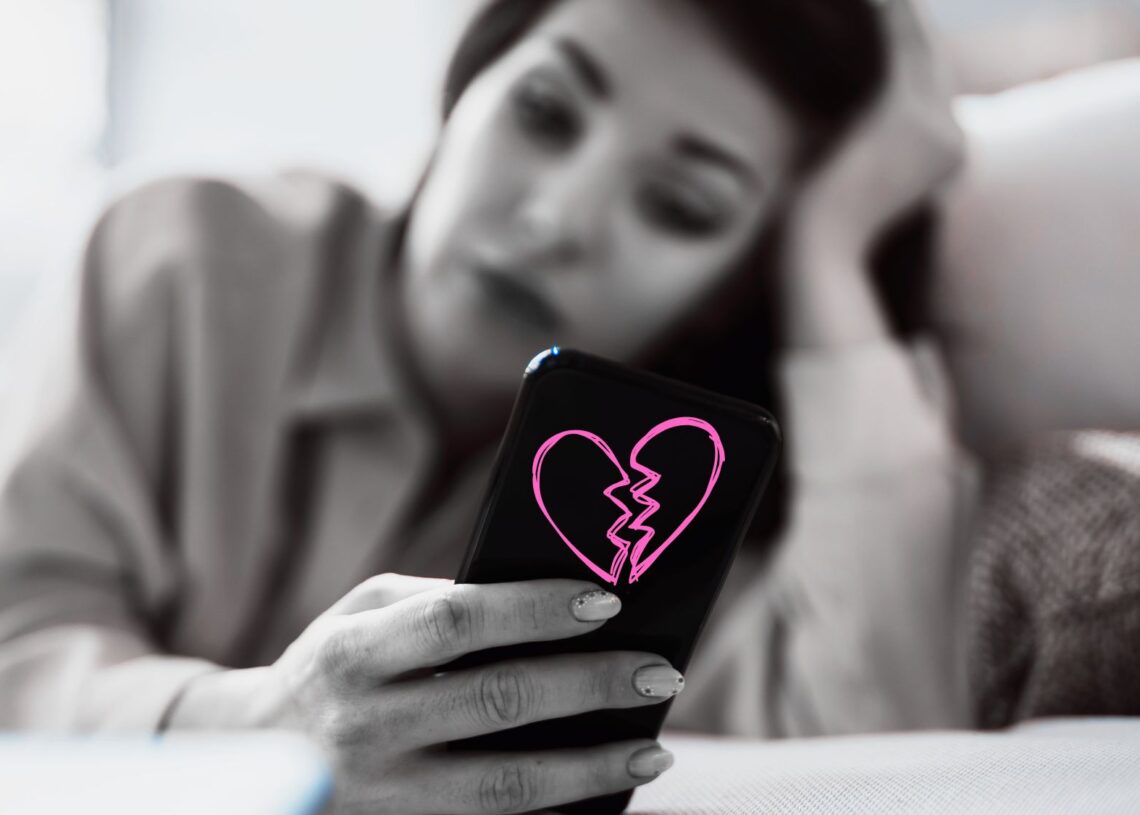 What to Know About ‘Exploitative Daters,’ the People Who Keep You Hooked With Mixed Signals