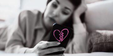 What to Know About ‘Exploitative Daters,’ the People Who Keep You Hooked With Mixed Signals