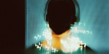 When Healthy Boundaries Become Toxic, According to Therapists