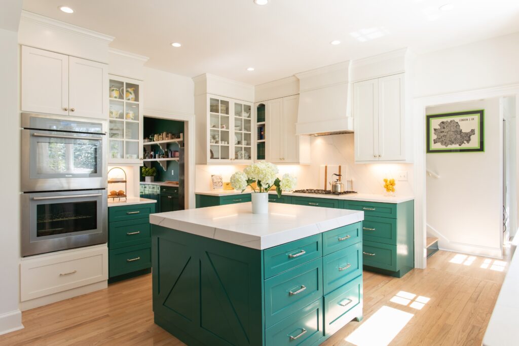 12 tips for using open storage without adding to clutter