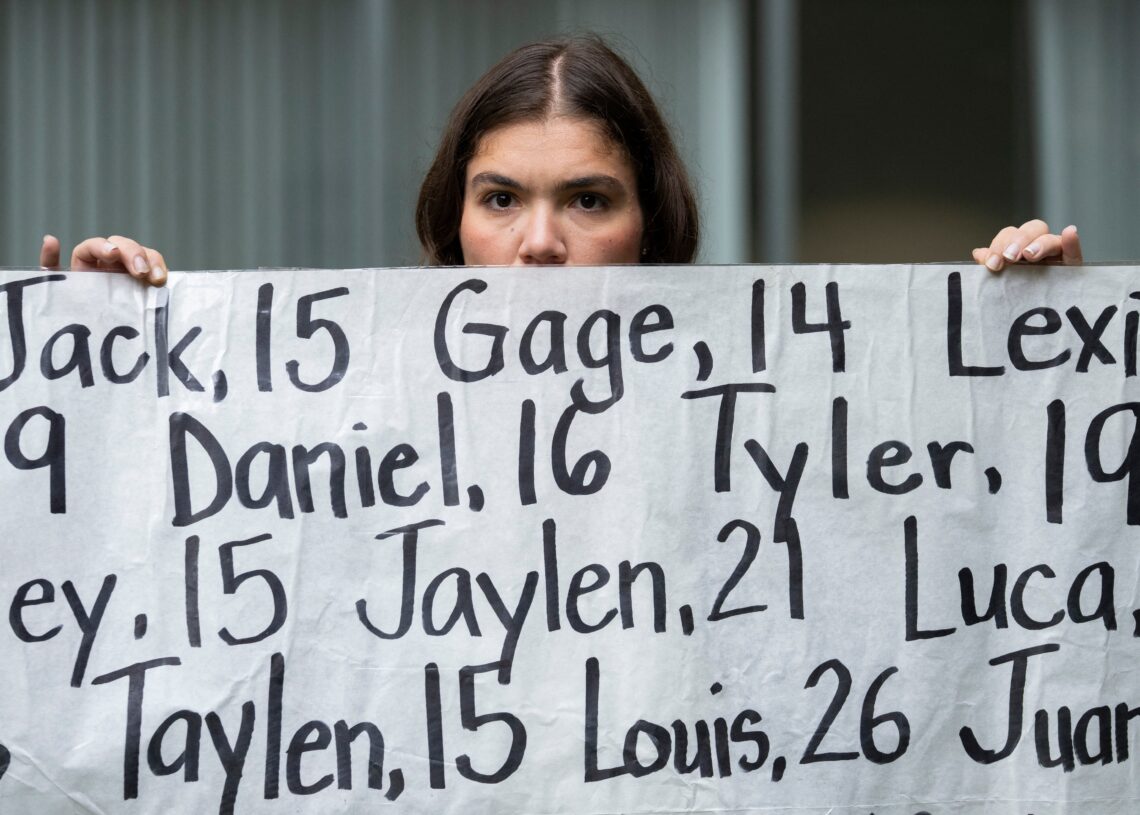 Why this U.S. state is trying to ban ‘addictive’ social media features to protect teens